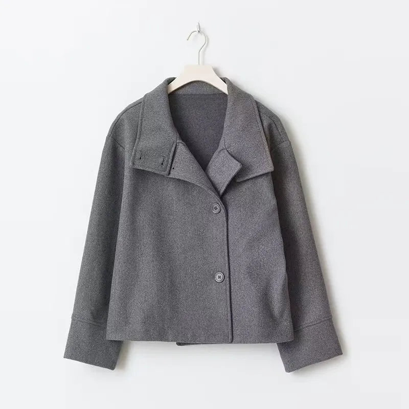 Jane | Elegant Short Wool Coat