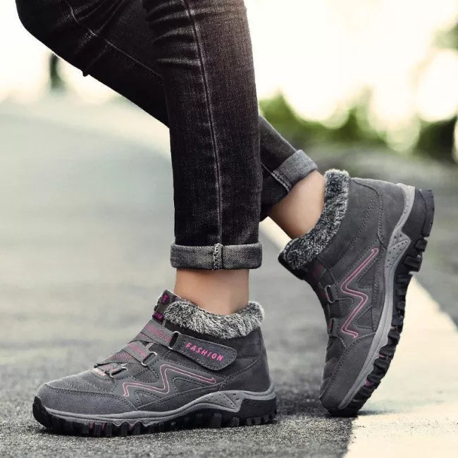 SVEA | Lena Warme Wanderschuhe mit rutschfester Sohle