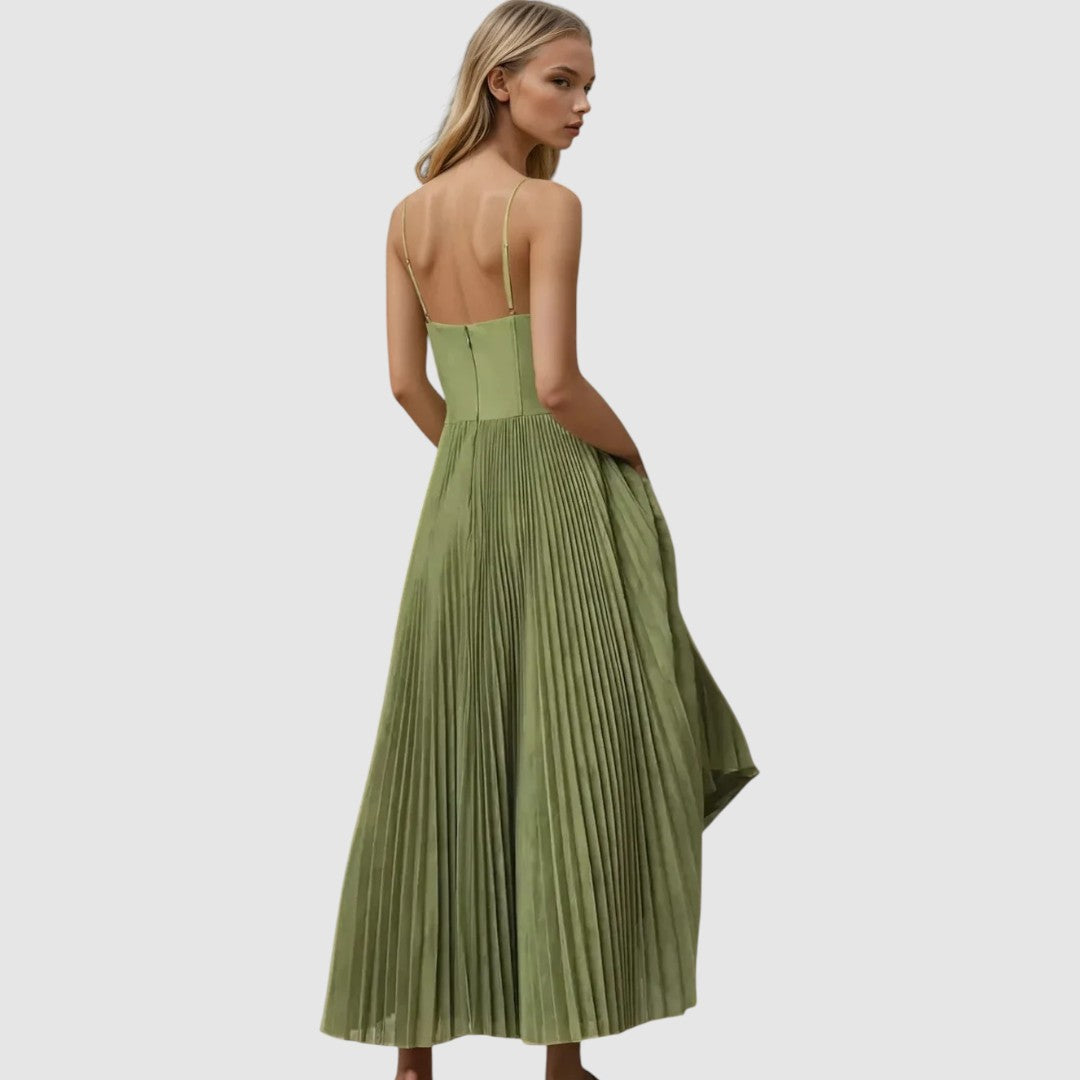 Adele - Modern Elegance with Exposed Back
