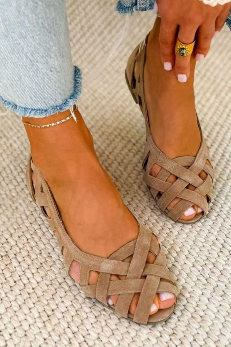 SVEA | Lena Geflochtene Sandalen mit Spitze