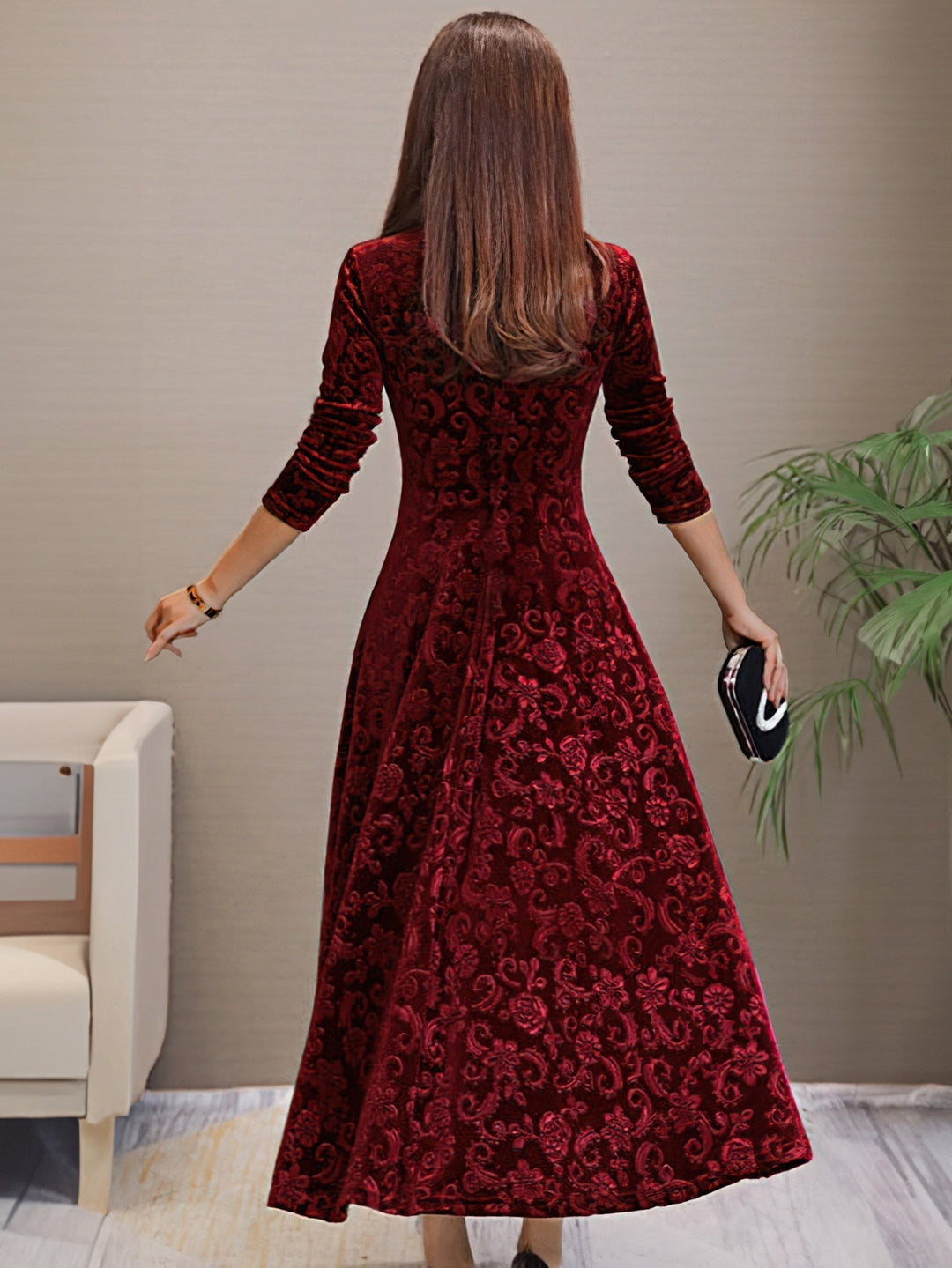 SVEA | Elegantes Festkleid aus Samt mit V-Ausschnitt