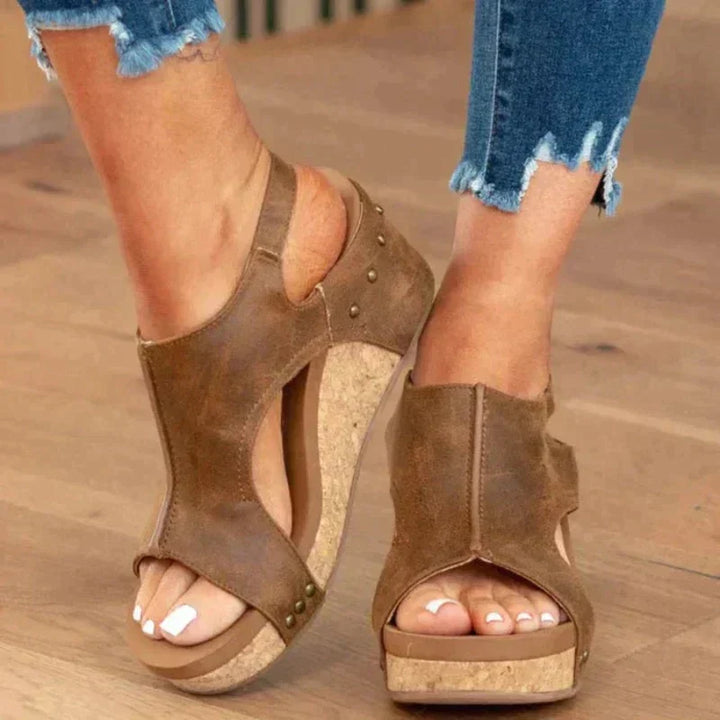 Inola - Orthopaedic Sandals