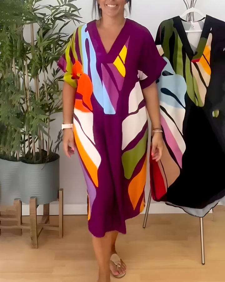 SVEA | Lockeres Kleid mit farbenfrohem Blattmuster