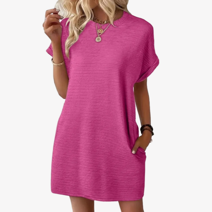 SVEA | Minimalistisches Sommerkleid mit Rundhalsausschnitt