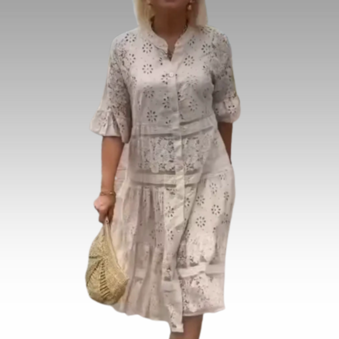 SVEA | Locker sitzendes Kleid mit Stickerei und Knopfleiste