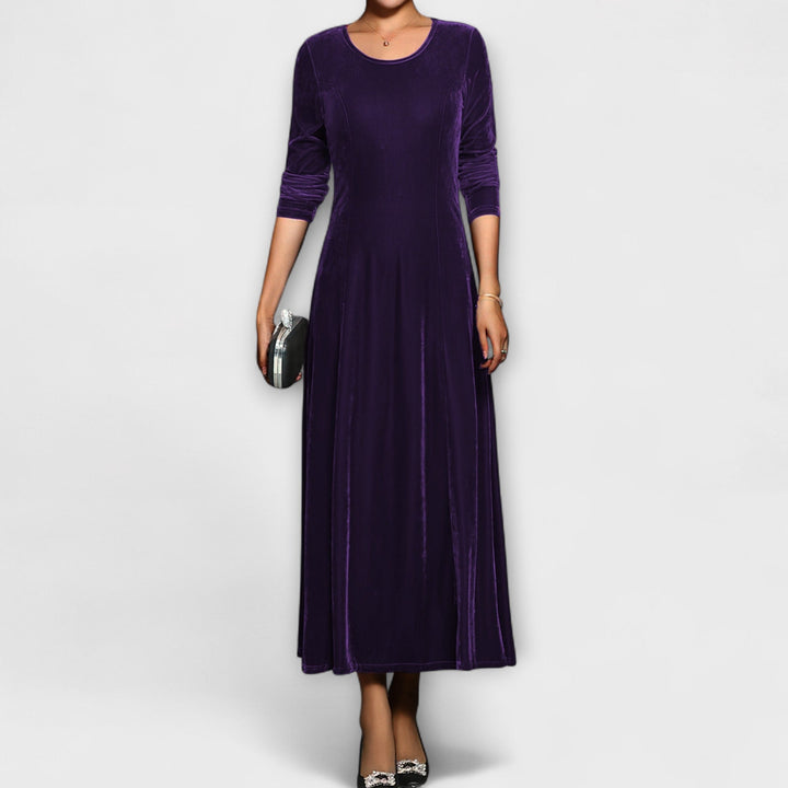 SVEA | Weiches Samtkleid