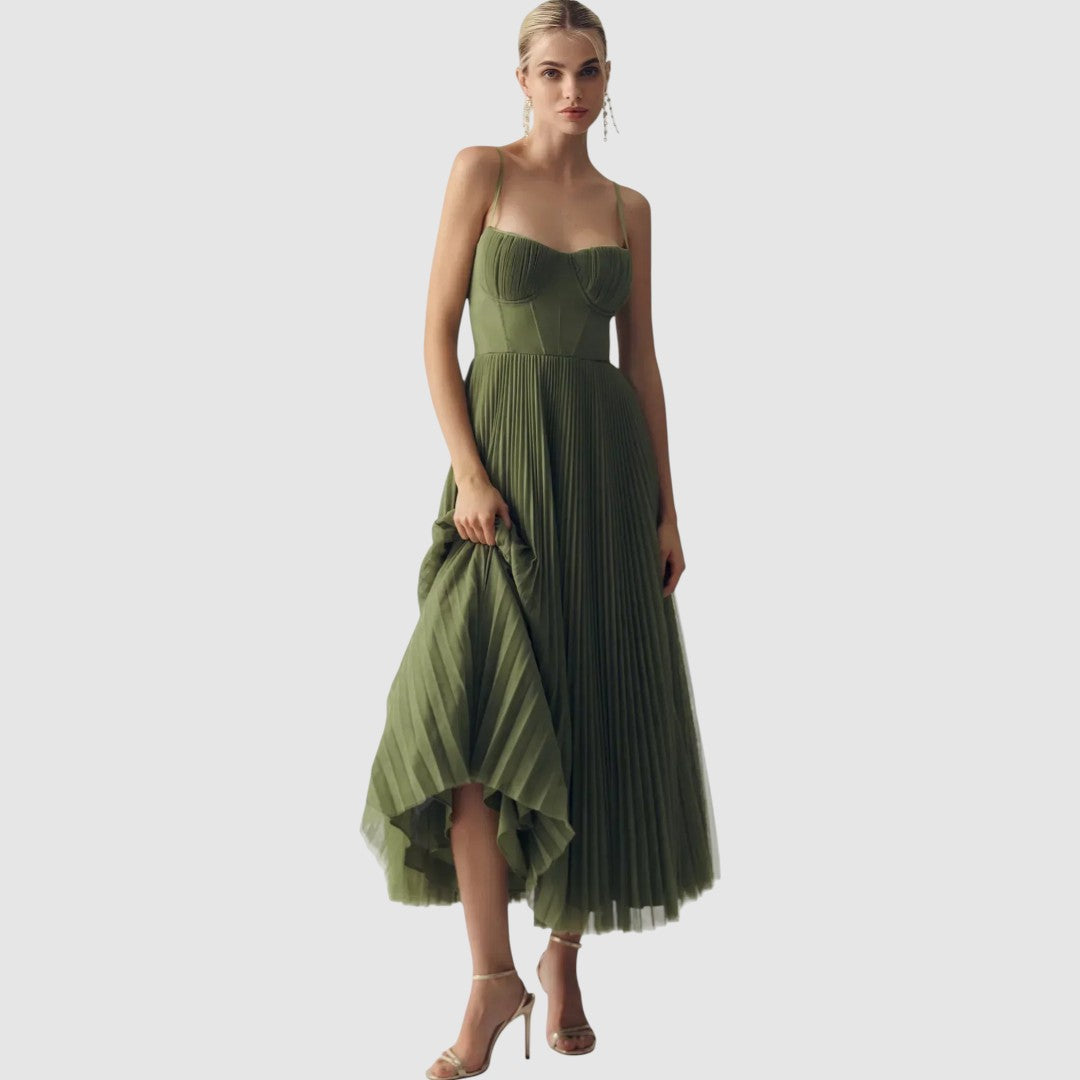 Adele - Modern Elegance with Exposed Back