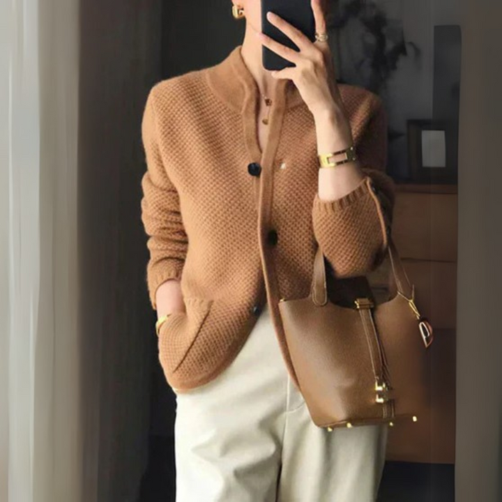 SVEA | Alissa Eleganter und Bequemer Cardigan