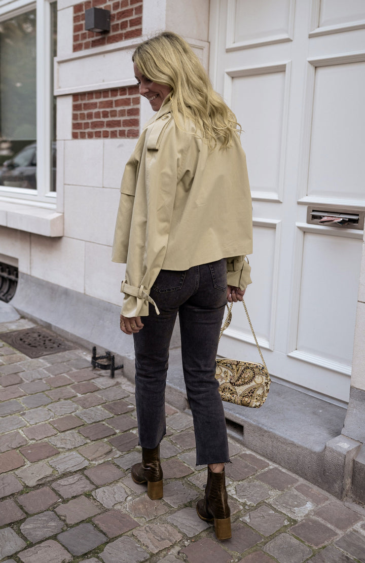Jane | Camille Renard Cropped Trench Jacket