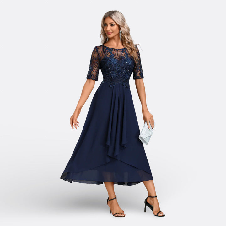 Mariana - Lace Dress with Short Sleeves