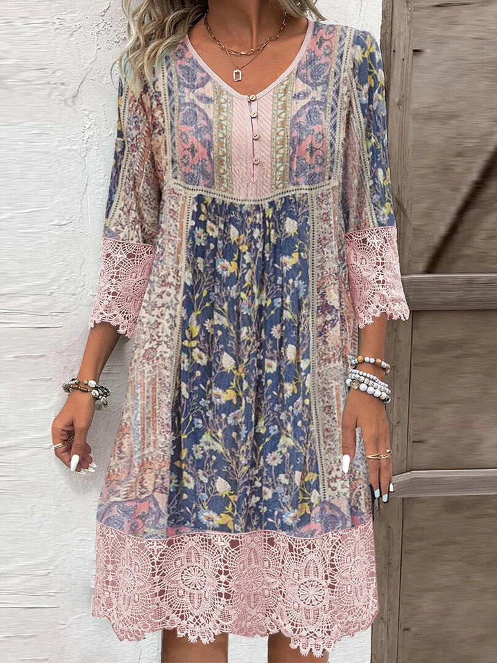SVEA | Boho-Chic Gemustertes Kleid
