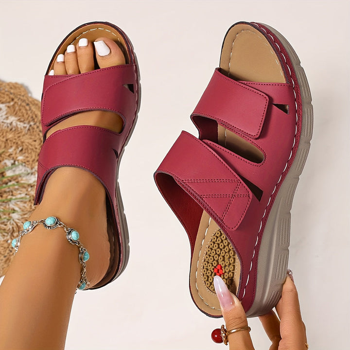 Dalia - Comfort Sandal with Massage Footbed