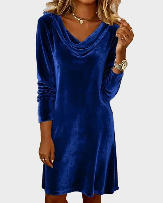 Freya - Loose Velvet Dress