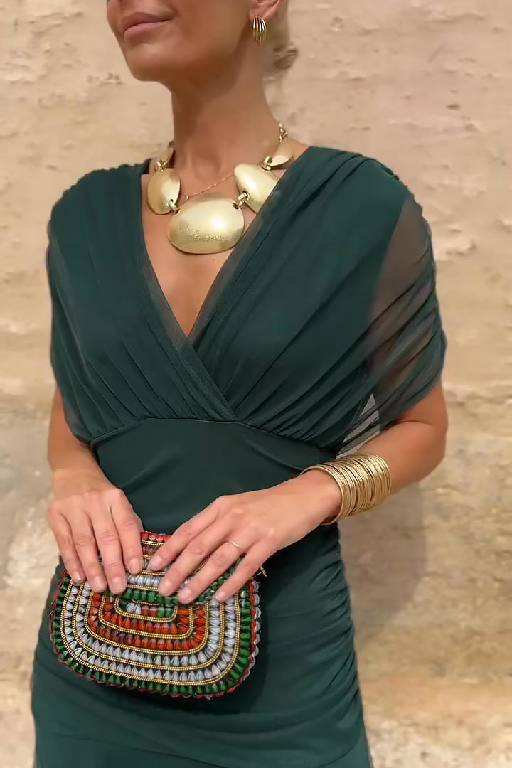 SVEA | Elegantes Maxikleid für festliche Anlässe mit V-Ausschnitt