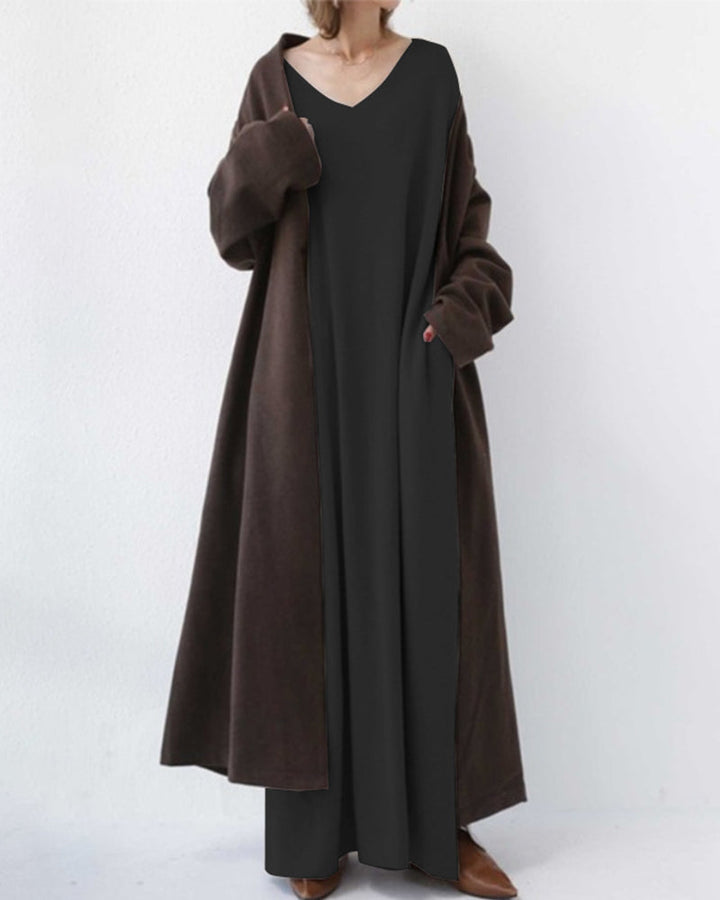 SVEA | Modisches Kleid mit langen Ärmeln und V-Ausschnitt