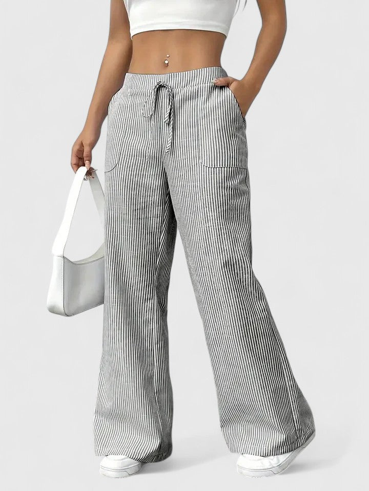SVEA | Bequeme Weite Hose mit Eleganten Details