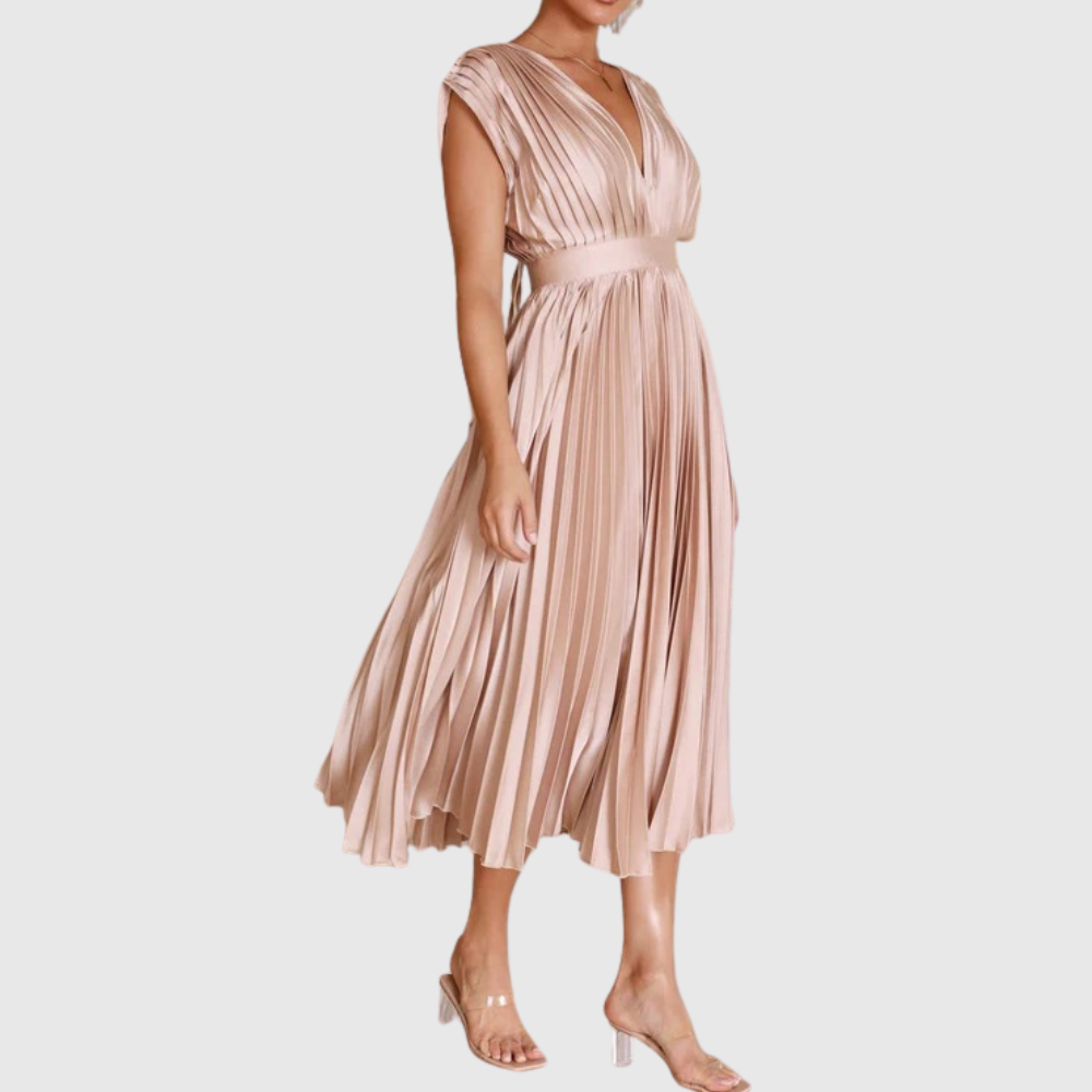 Isla – Elegant Pleated Maxi Dress