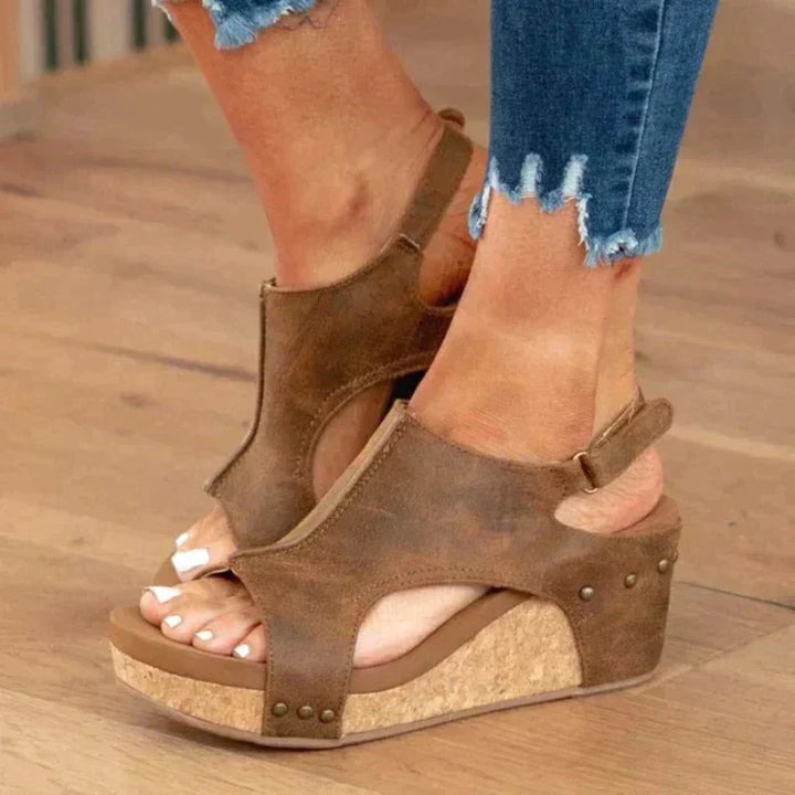 Inola - Orthopaedic Sandals