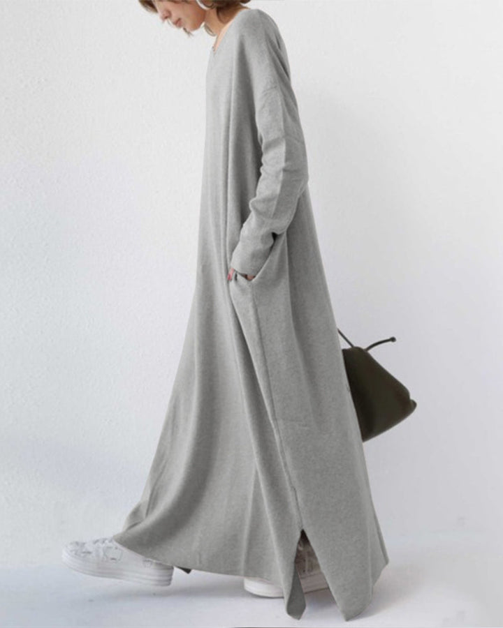 SVEA | Modisches Kleid mit langen Ärmeln und V-Ausschnitt