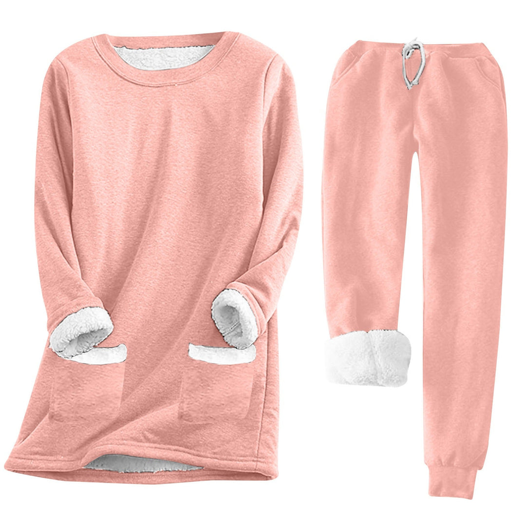 SVEA | Kuscheliges Lounge-Set mit Taschen