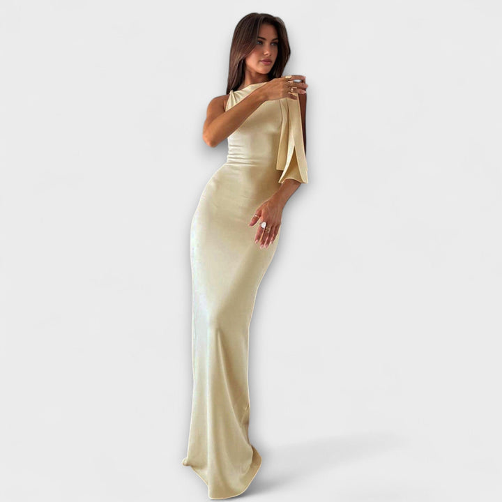 Cloe - Maxi dress with a knot