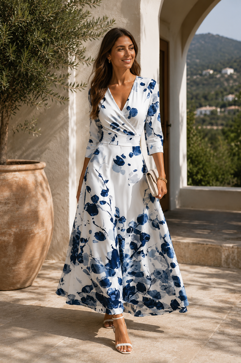 SVEA | Formendes Floral-Maxikleid für elegante Souveränität