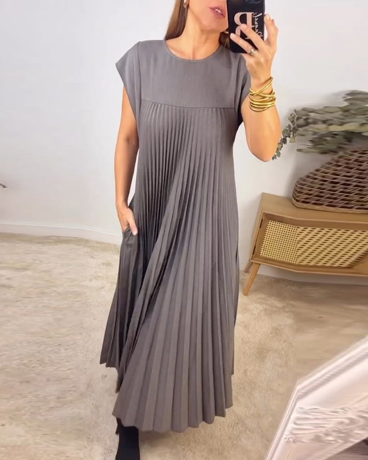 SVEA | Zeitloses & Bequemes Plissiertes Kleid