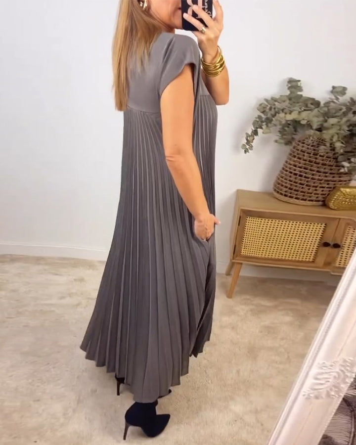 SVEA | Zeitloses & Bequemes Plissiertes Kleid