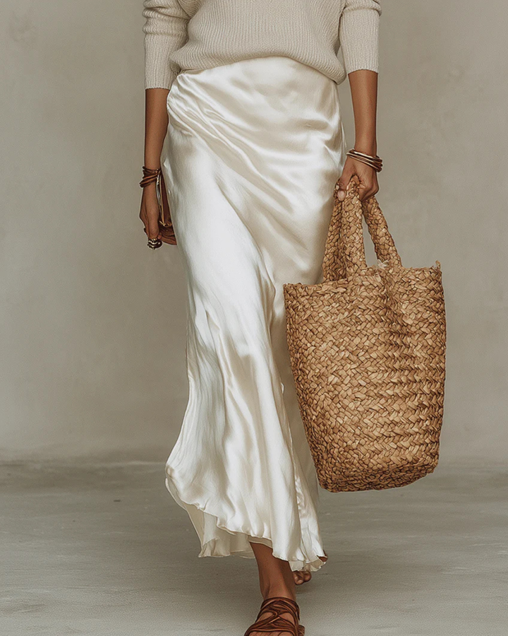 SVEA | Satin-Kleid & Feinstrick-Set