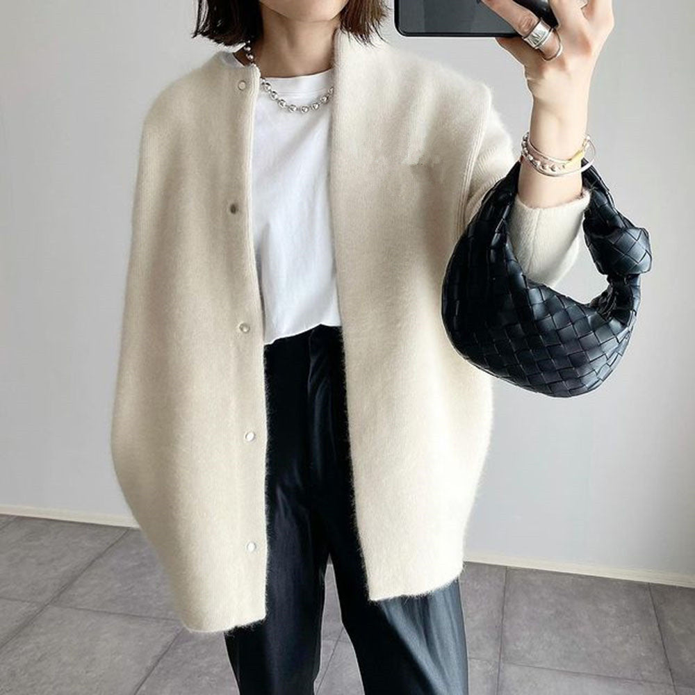 SVEA | Silvia Warme und Elegante Strickjacke