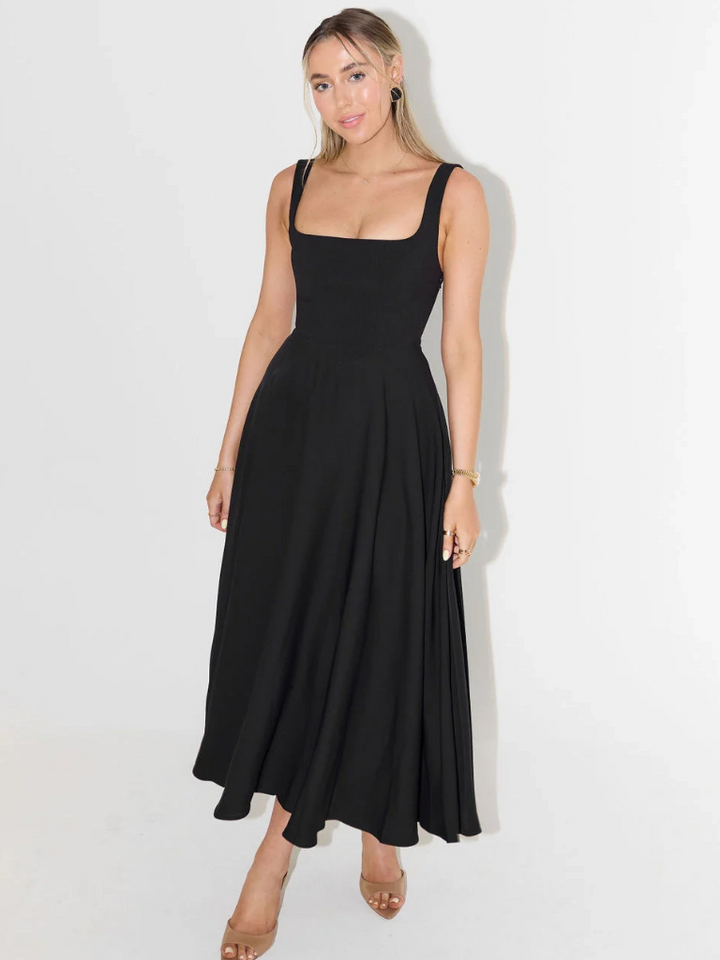 SVEA | Elegantes Midikleid mit eckigem Ausschnitt