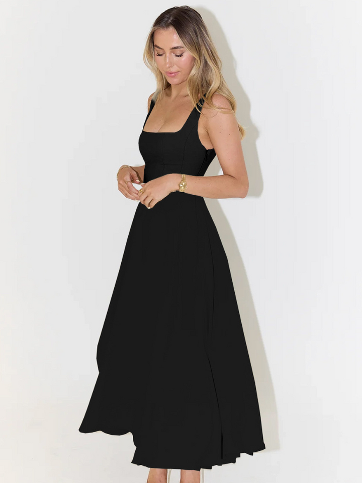 SVEA | Elegantes Midikleid mit eckigem Ausschnitt