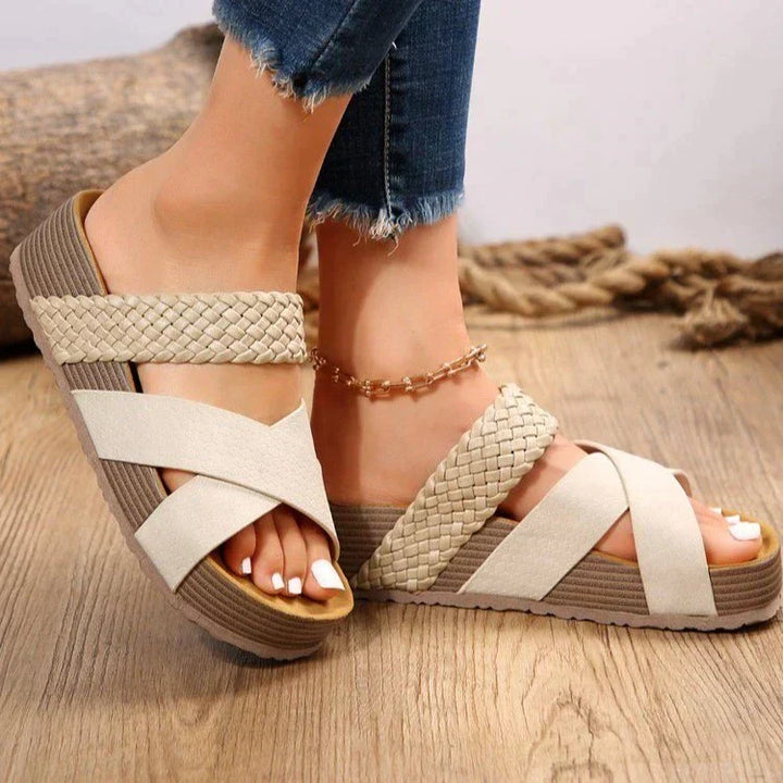 Nikki - Fashionable Orthopaedic Sandals