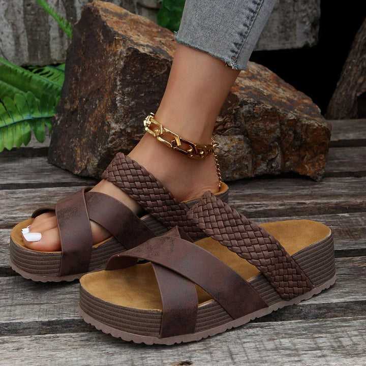 Nikki - Fashionable Orthopaedic Sandals