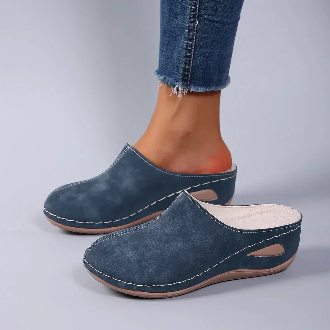 SVEA | Noor Orthopädische Hausschuhe mit Zeitlosem Stil
