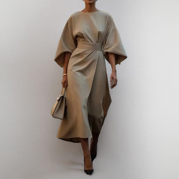 SVEA | Langes Kleid mit Kimonoärmeln
