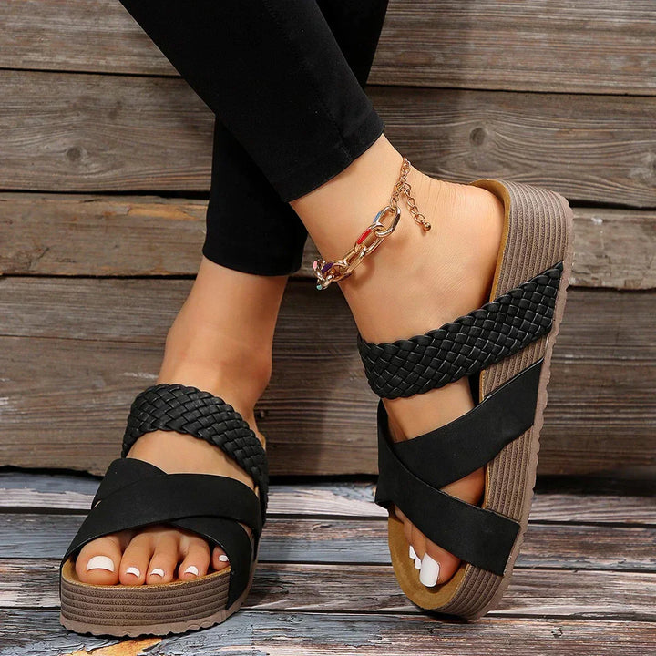Nikki - Fashionable Orthopaedic Sandals