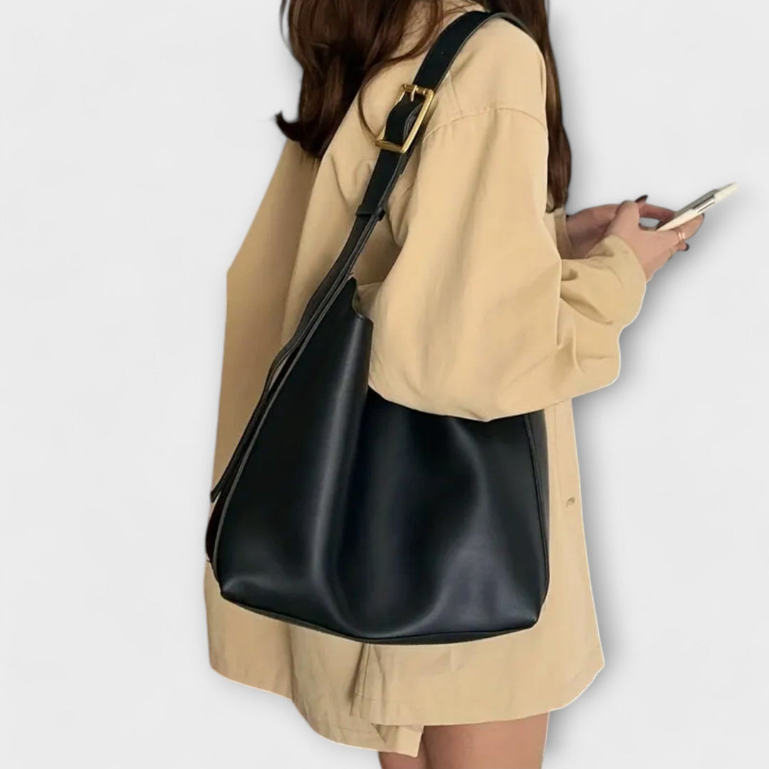 SVEA | Elegant Leather Shoulder Bag