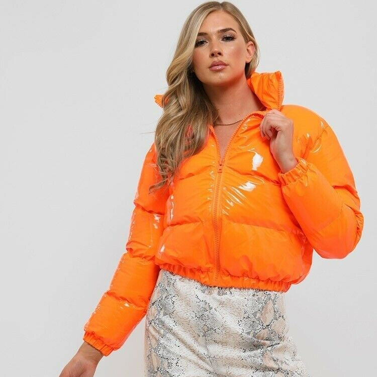 Jane | Valentina Russo Cropped Puffer Jacket with Glossy Finish