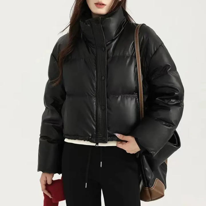 Jane | Juliette Moreau Cropped Puffer Jacket with Elegant Finish