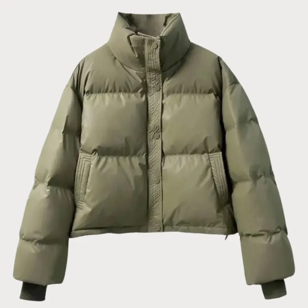Jane | Juliette Moreau Cropped Puffer Jacket with Elegant Finish
