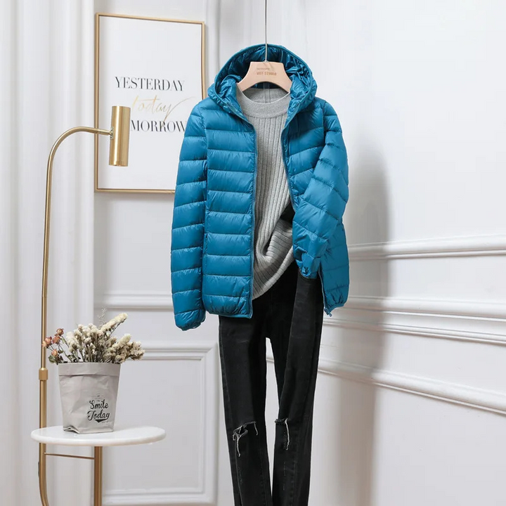 Jane | Rosalie Dupont Lightweight Hooded Puffer Jacket