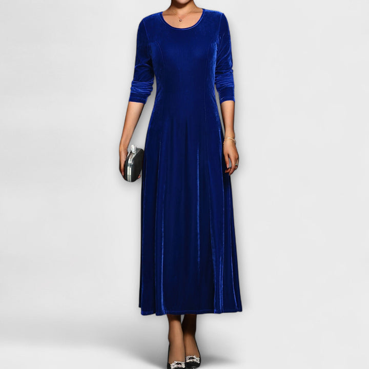 SVEA | Weiches Samtkleid