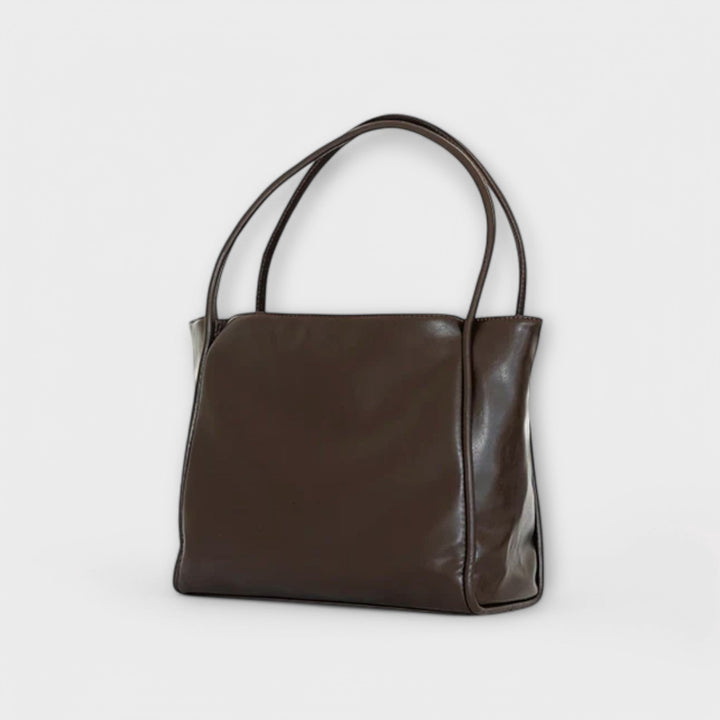 SVEA | Olivia Blair-Tasche