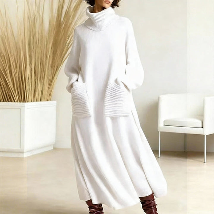 SVEA | Damen Oversize Strickkleid Rollkragen