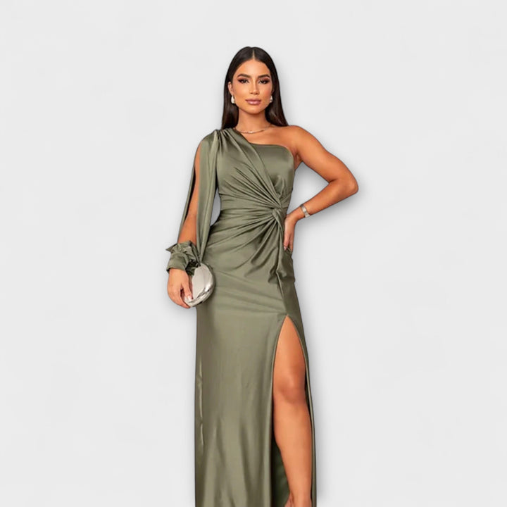 Julie - Elegant dress with sophistication