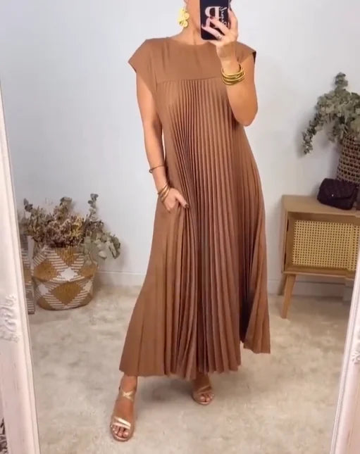 SVEA | Zeitloses & Bequemes Plissiertes Kleid