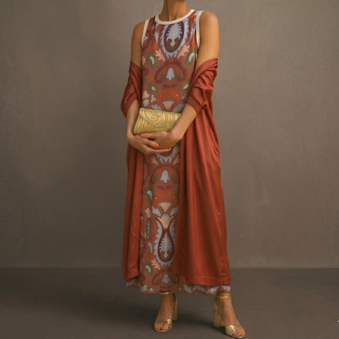 Daniela - Long floral dress with a fitted waistcoat