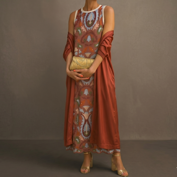 Daniela - Long floral dress with a fitted waistcoat