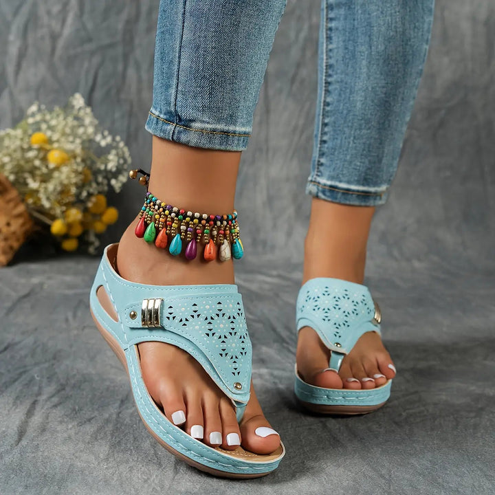 Élodie - Ladies' Toe Post Sandals